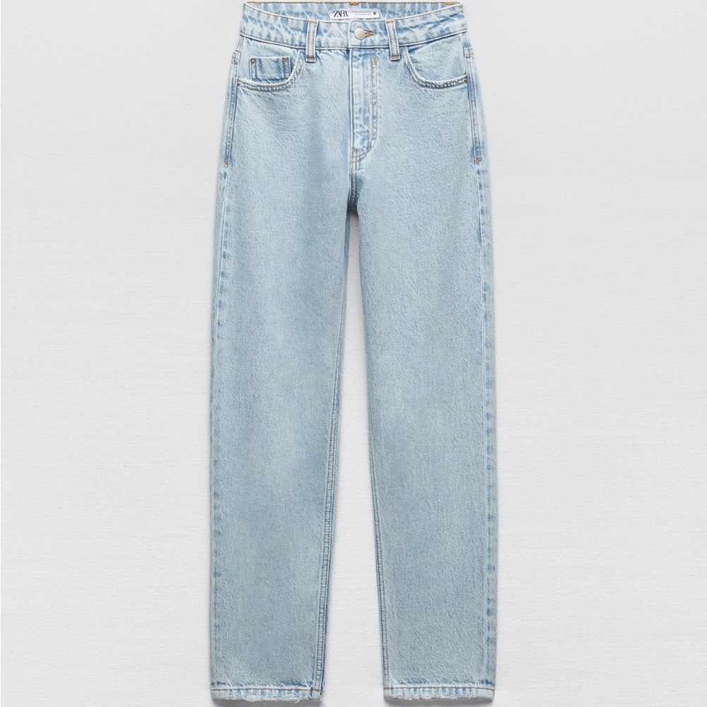 Light Wash Mom Jeans - ZARA